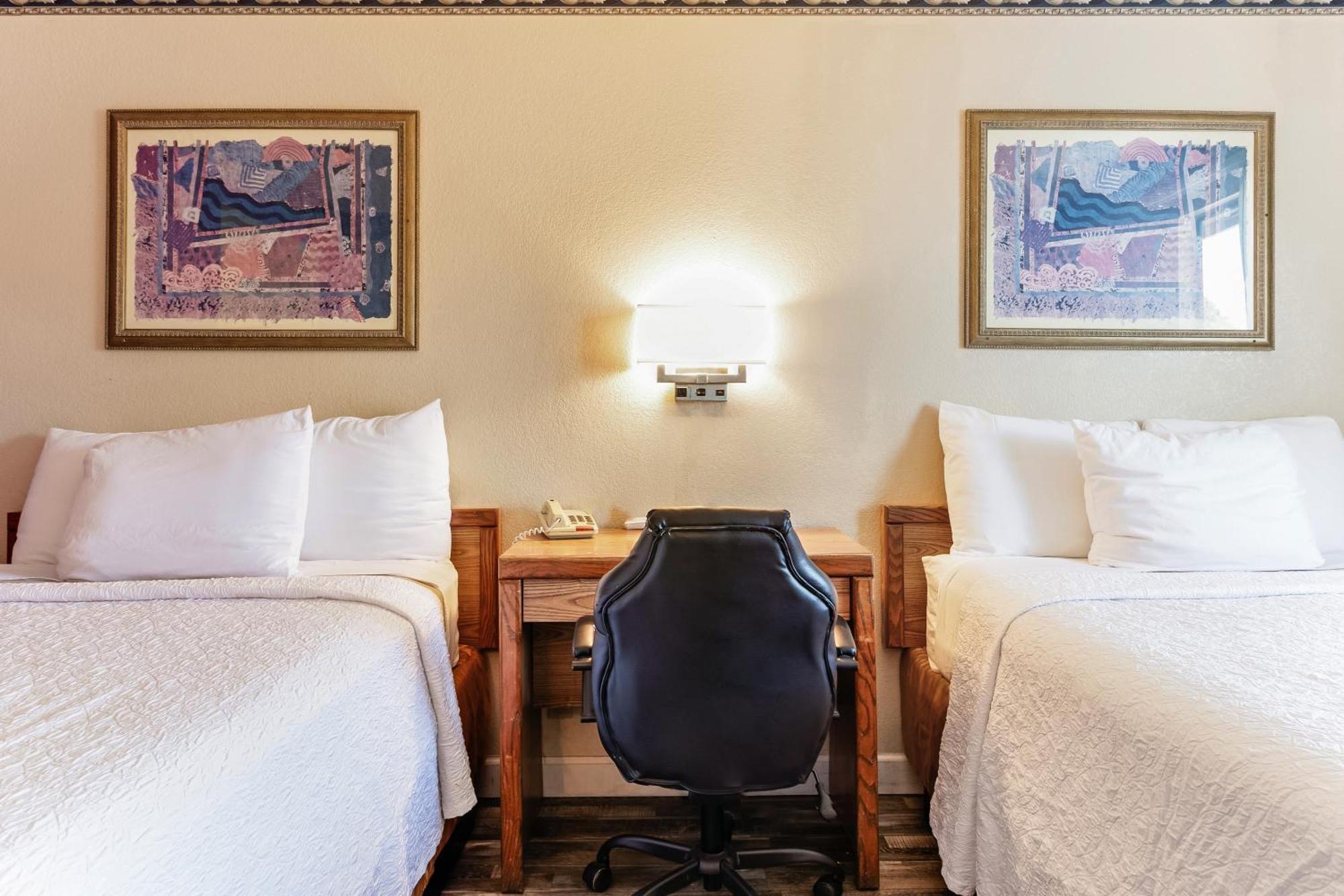 Knights Inn Madera Esterno foto